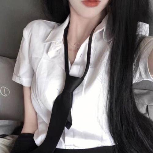 四季之人封面